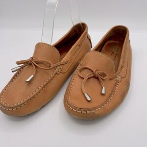 Mercanti Fiorentina driving shoe loafer tan leather women’s size 6 tassel bow